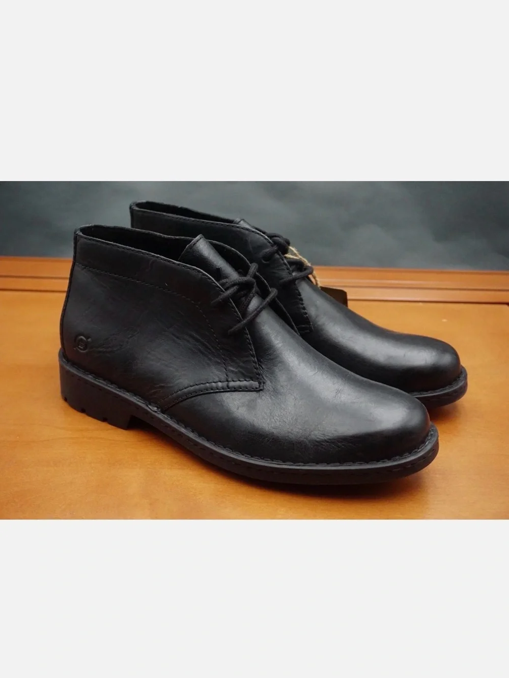 Born sleek black